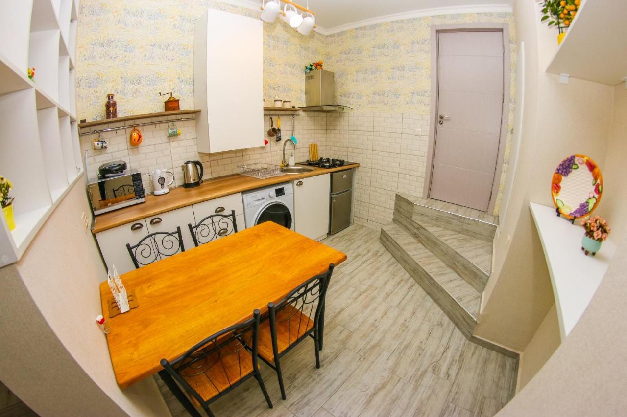 Historical Apartment In Old Tbilisi Luaran gambar