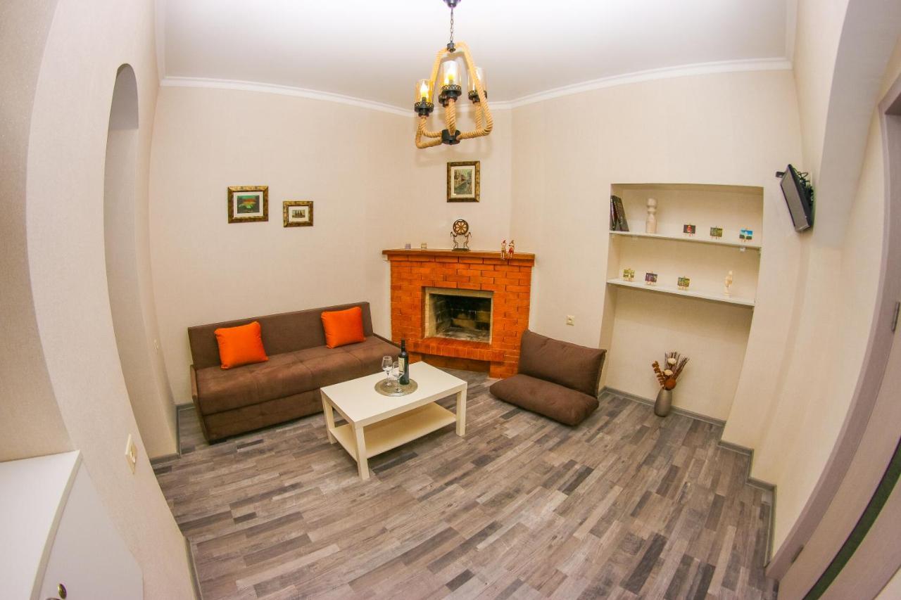 Historical Apartment In Old Tbilisi Luaran gambar