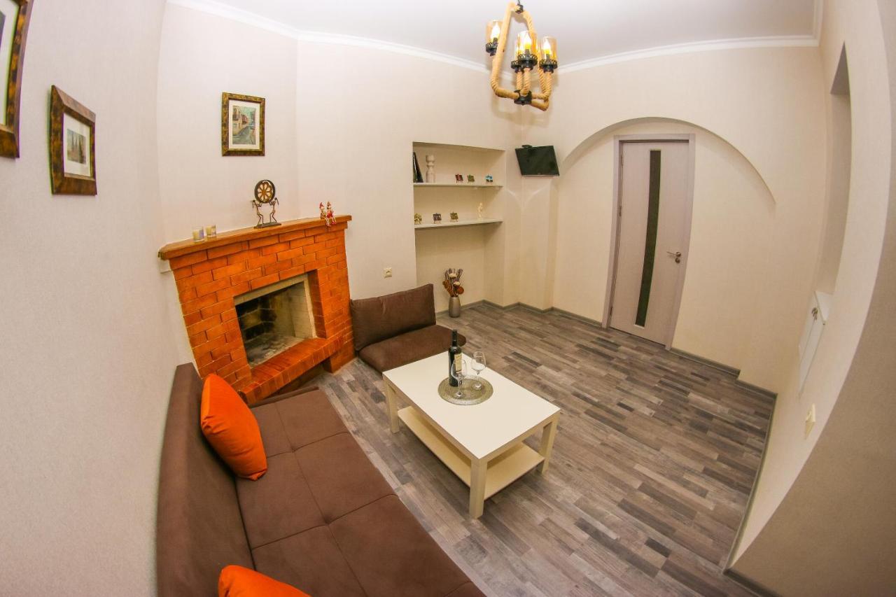 Historical Apartment In Old Tbilisi Luaran gambar